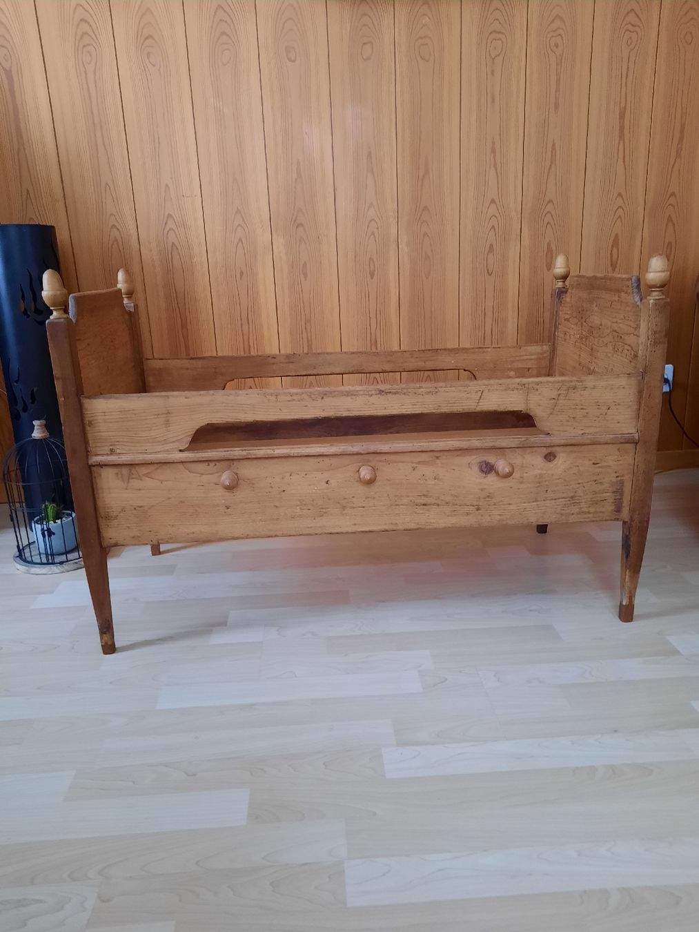 Letti: Kinderbett antik – Usato da Huttwil venduto da swissfrau69