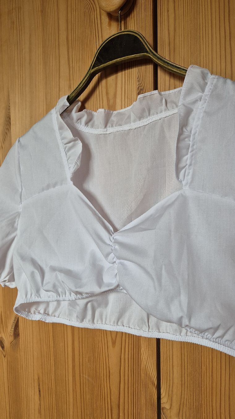 Blusen: Dirndlbluse – Neu (gemäss Beschreibung) aus Lumbrein von seraina_capaul 1