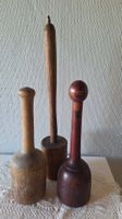3 antike  Holz-Stössel / Stampfer