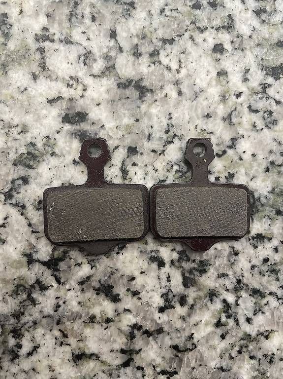 Sram Pièces détachées: Sram Bremsbeläge Road AXS – Neuf (Voir description) à Bern par mia_8nfn 1