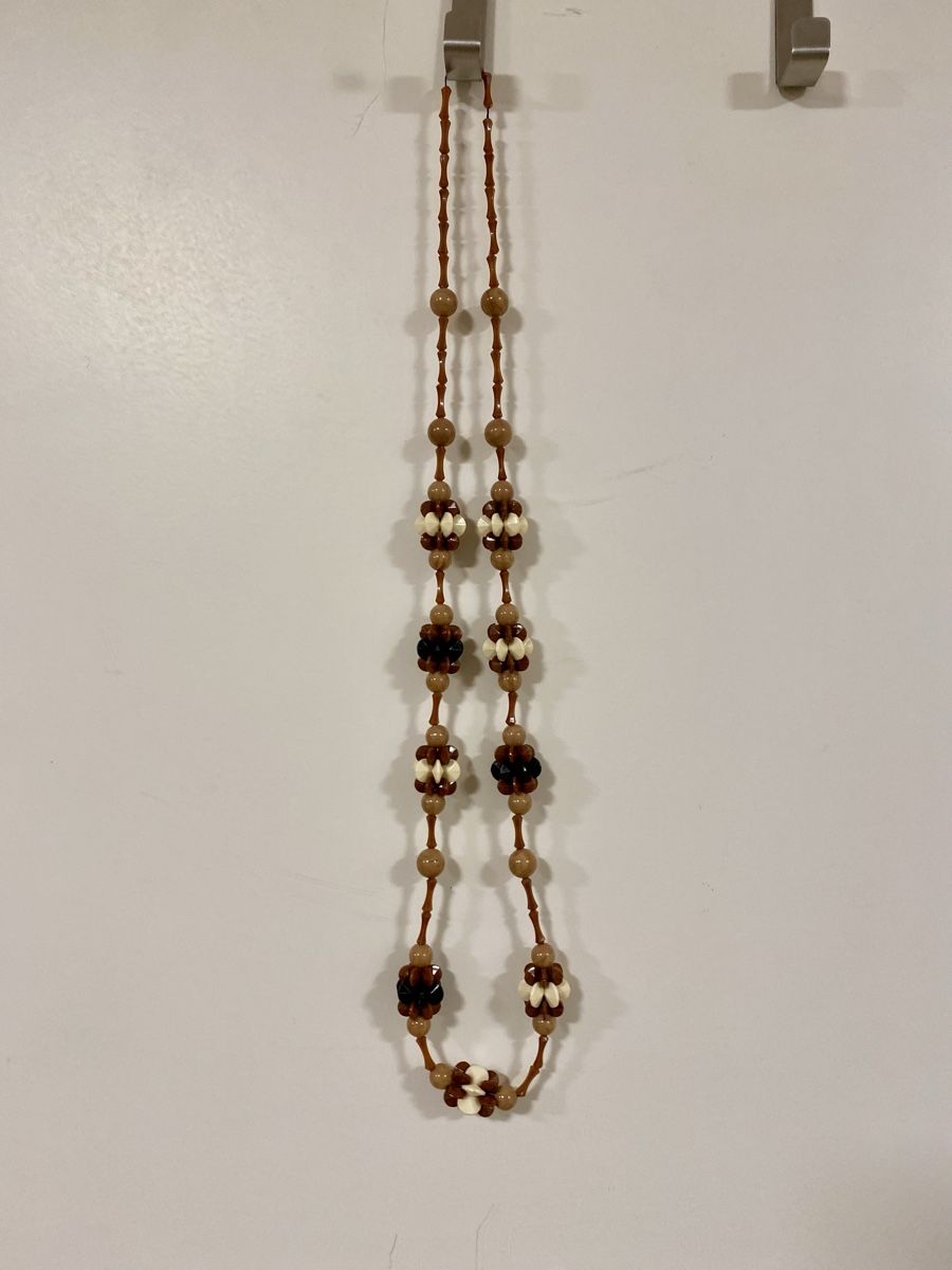 Catenine: Modeschmuck: Kette mit braunen und beigen Perlen – Nuovo (secondo la descrizione) da Flawil venduto da sonnengeist 1