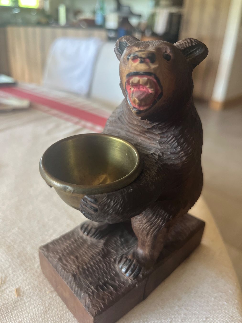 Statuette: Brienzer BÄR geschnitzt mit Kupferschale – Usato da Saanen venduto da SoniaMichaela 2