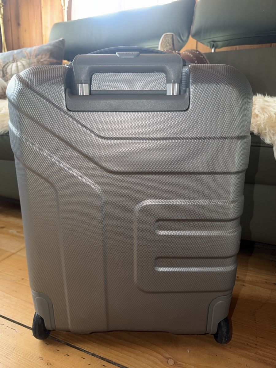 Valises de voyage: Titan Reisekoffer – D'occasion à Pfäffikon ZH par lenaviktoria 1