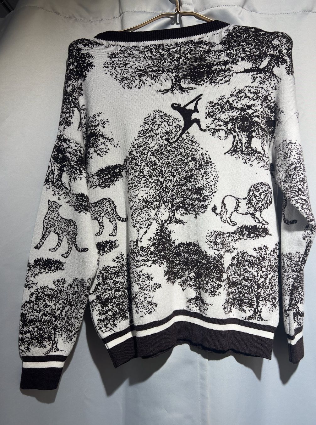 Pullover & Sweatshirts: Wunderschöner Pullover weiss/braun - Tiermotiv – Neu und originalverpackt aus Zürich von Naebeli 2