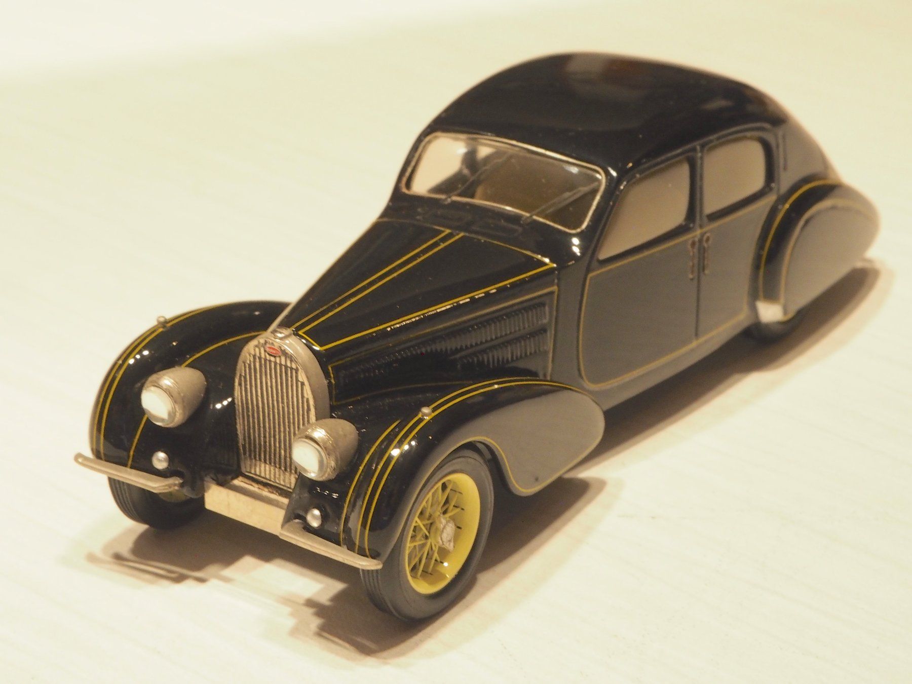 Bugatti Modellautos: Bugatti Type 57 Cholmondley - Vroom – Gebraucht aus Winterthur von 602ccm 1