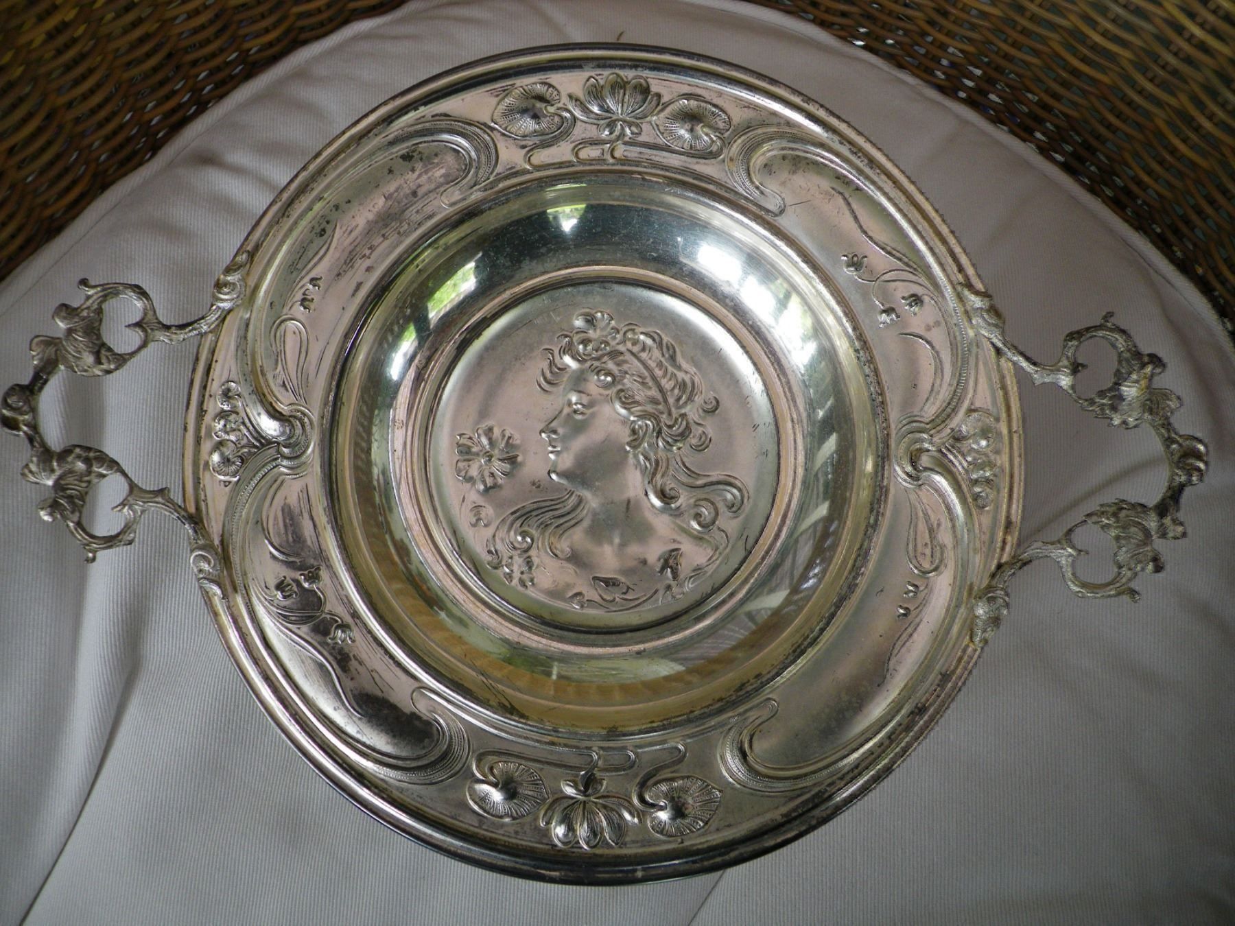 Ciotole: Prunkschale Jugendstil – Usato da Reinach BL venduto da Annodomini