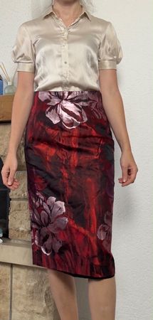 Jupe Blumarine rouge en soie taille IT 38 neuf