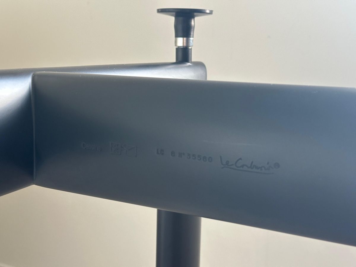 Cassina Tavoli: Cassina LC6 Tisch Le Corbusier Origina – Nuovo (secondo la descrizione) da Wettingen venduto da rog_fhz5 2