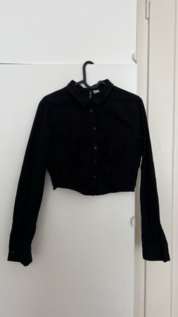Schwarze Bluse von Divided - Grösse 36 - Top Zustand!