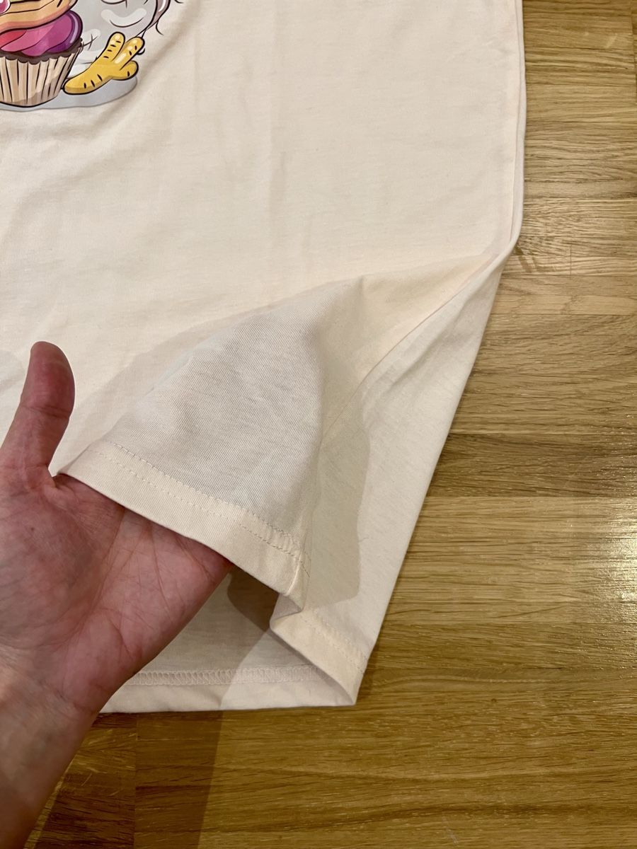 T-shirt: Light pink T-shirt – Nuovo (secondo la descrizione) da Adliswil venduto da Marjin 2