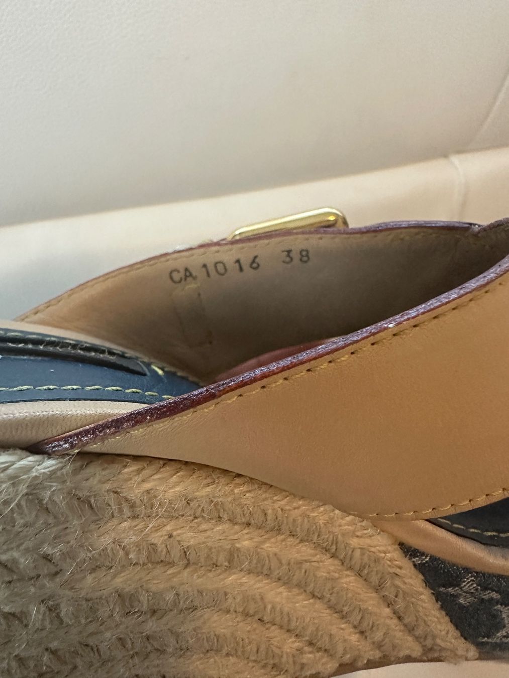 Louis Vuitton Chaussures femmes: Louis Vuitton Schuhe 38 – D'occasion à Glattbrugg par tina063 3