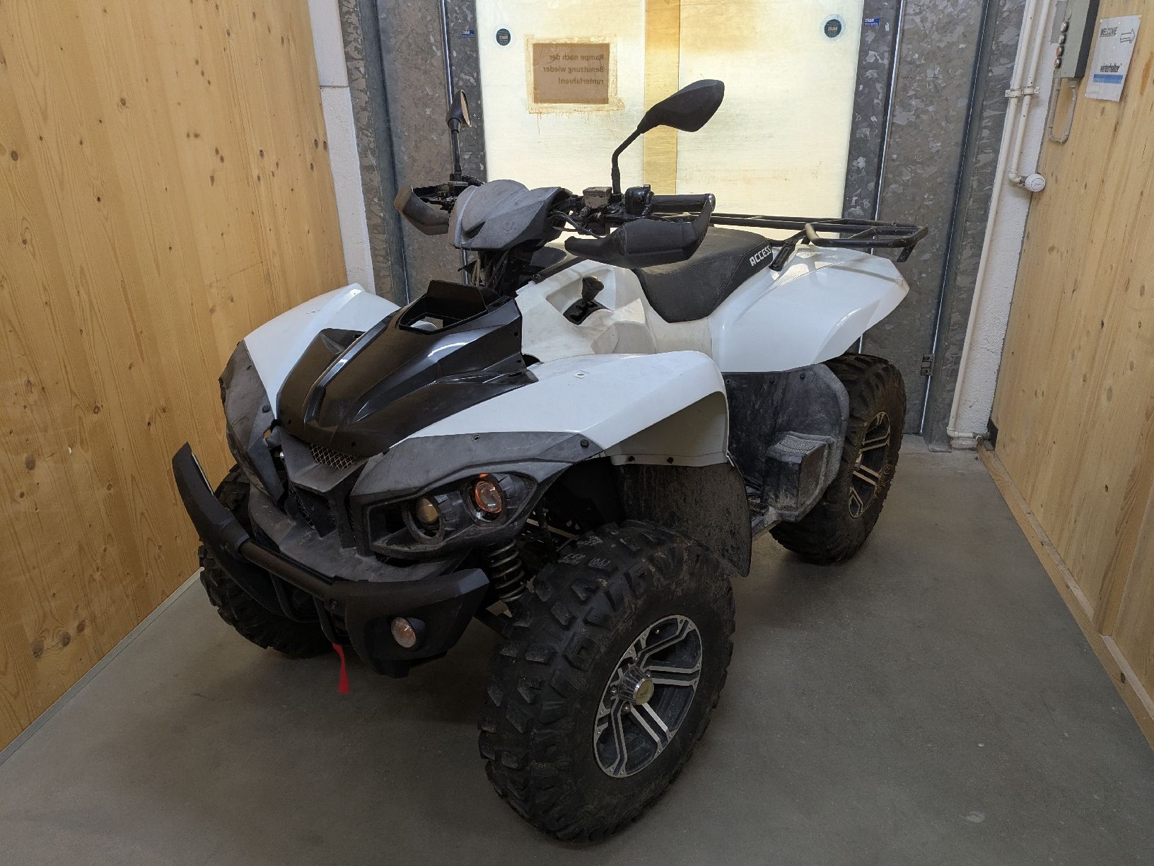 Quads: Quadi – Défectueux à Oberuzwil par Simpeloder 4