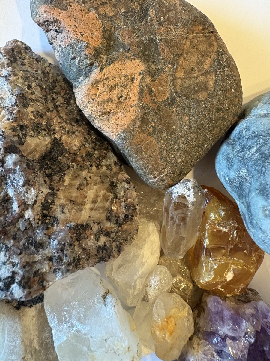 Minéraux & Lithothérapie: Natursteine /wallis, Graubünden/ – D'occasion à Murten par Tzaugg
