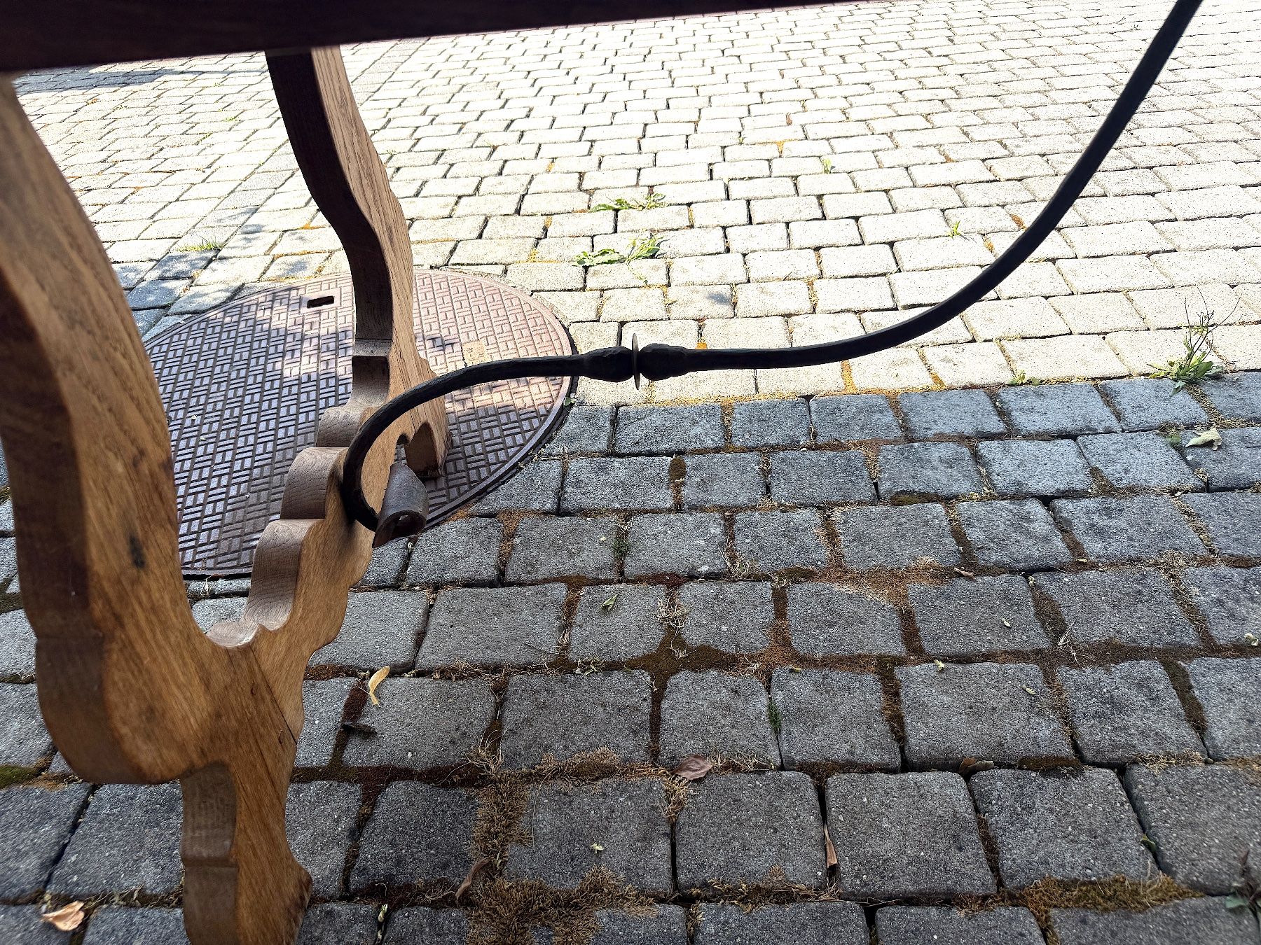 Tavoli: Table à manger en bois massif chêne - style rustique – Usato da Veyrier venduto da Szurkemaci 3