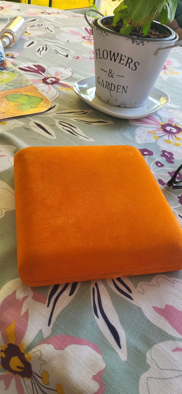 Hermès Pots: Une boîte vintage HERMES    – D'occasion à Boll par BollArtAntik