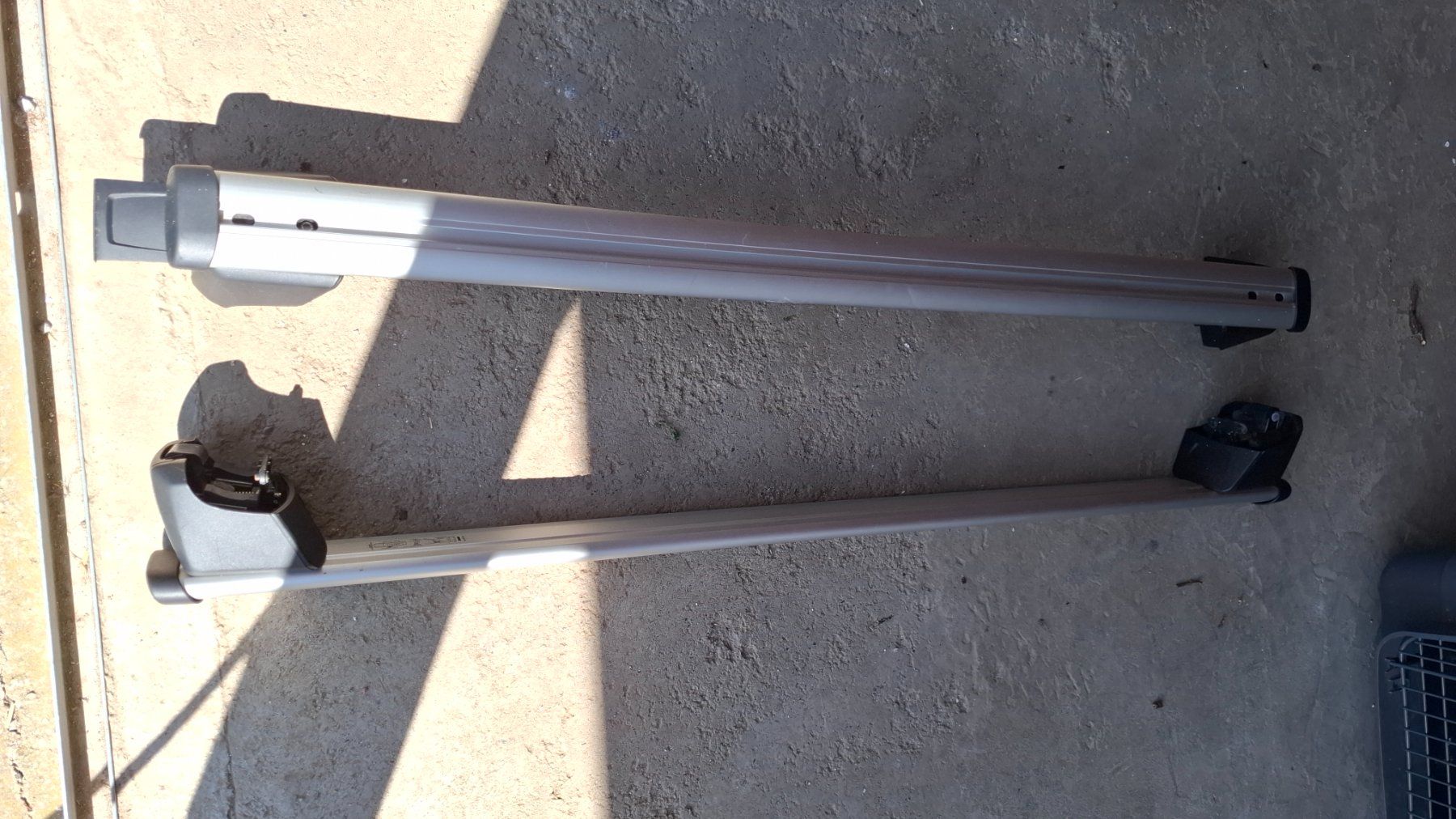 Barres de toit: Original Audi Q5 Dachträger – D'occasion à Neuhaus SG par Hub.67