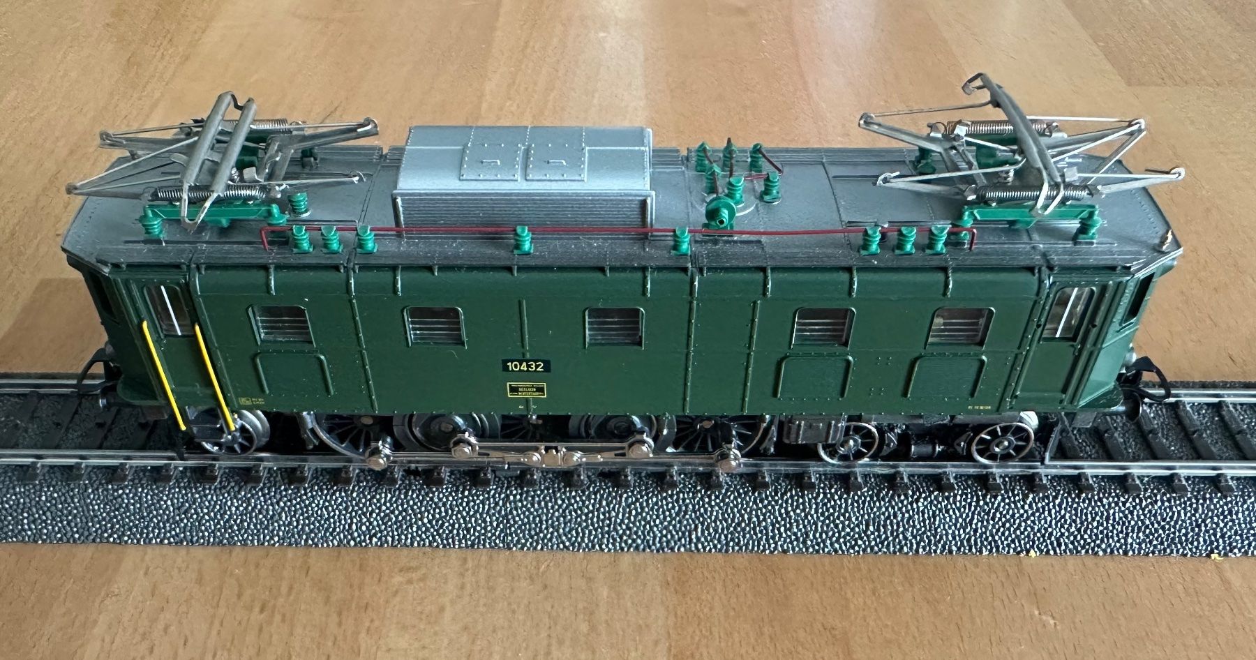 Märklin Modelleisenbahnen: Märklin AE 3/5 Analog – Gebraucht aus Oftringen von ib.85 1