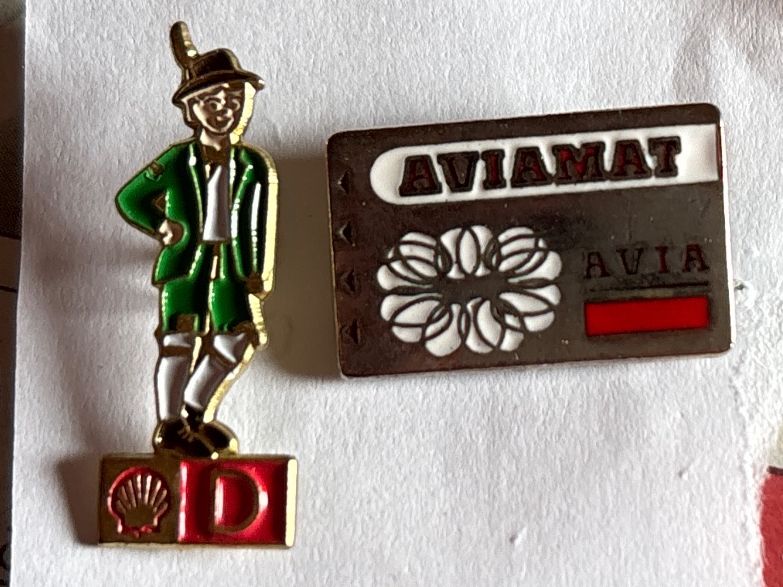 Placchette & Badge: Pins Tankstellen – Usato da Lützelflüh-Goldbach venduto da NicoleL.