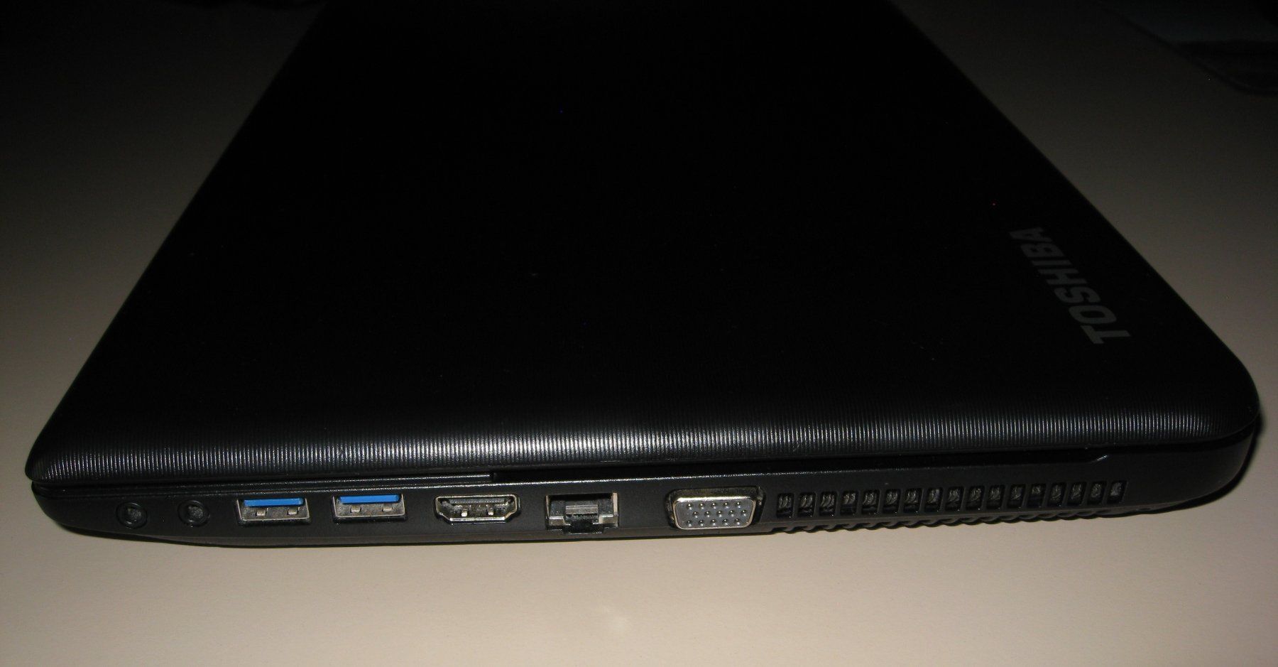 Toshiba Notebooks: Notebook Toshiba Satellite Pro C50 – Gebraucht aus Burgdorf von Crubi 4