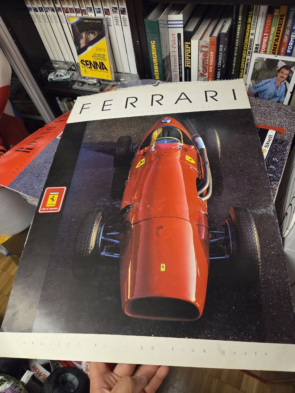 Ferrari Kalender: Ferrari Kalender 1992 leichte Gebrauchsspuren  – Gebraucht aus Wetzikon ZH von AmacherM