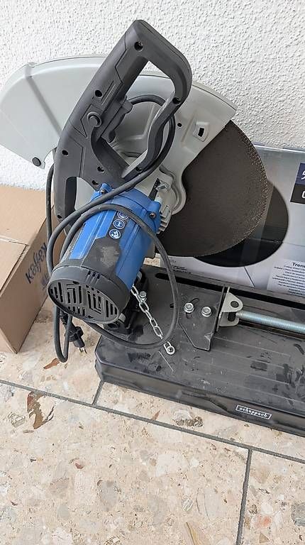 Sägen: NEU Scheppach Metallschneider mit Drei Ersatz platten – Gebraucht aus Rorbas von philips1