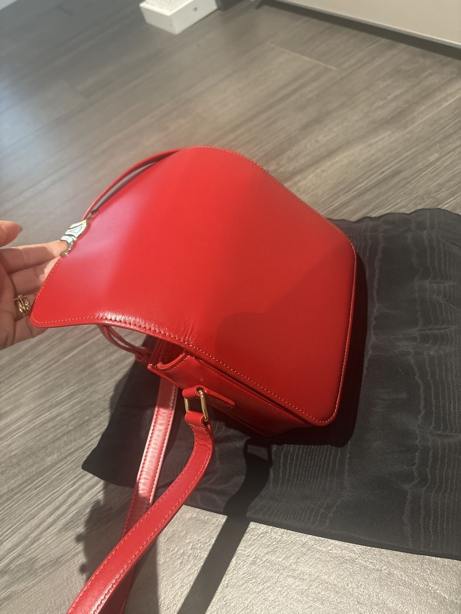 Celine Borse da donna: Sac Celine Triomphe rouge magnifique – Nuovo (secondo la descrizione) da Pieterlen venduto da tha_q8qg 3