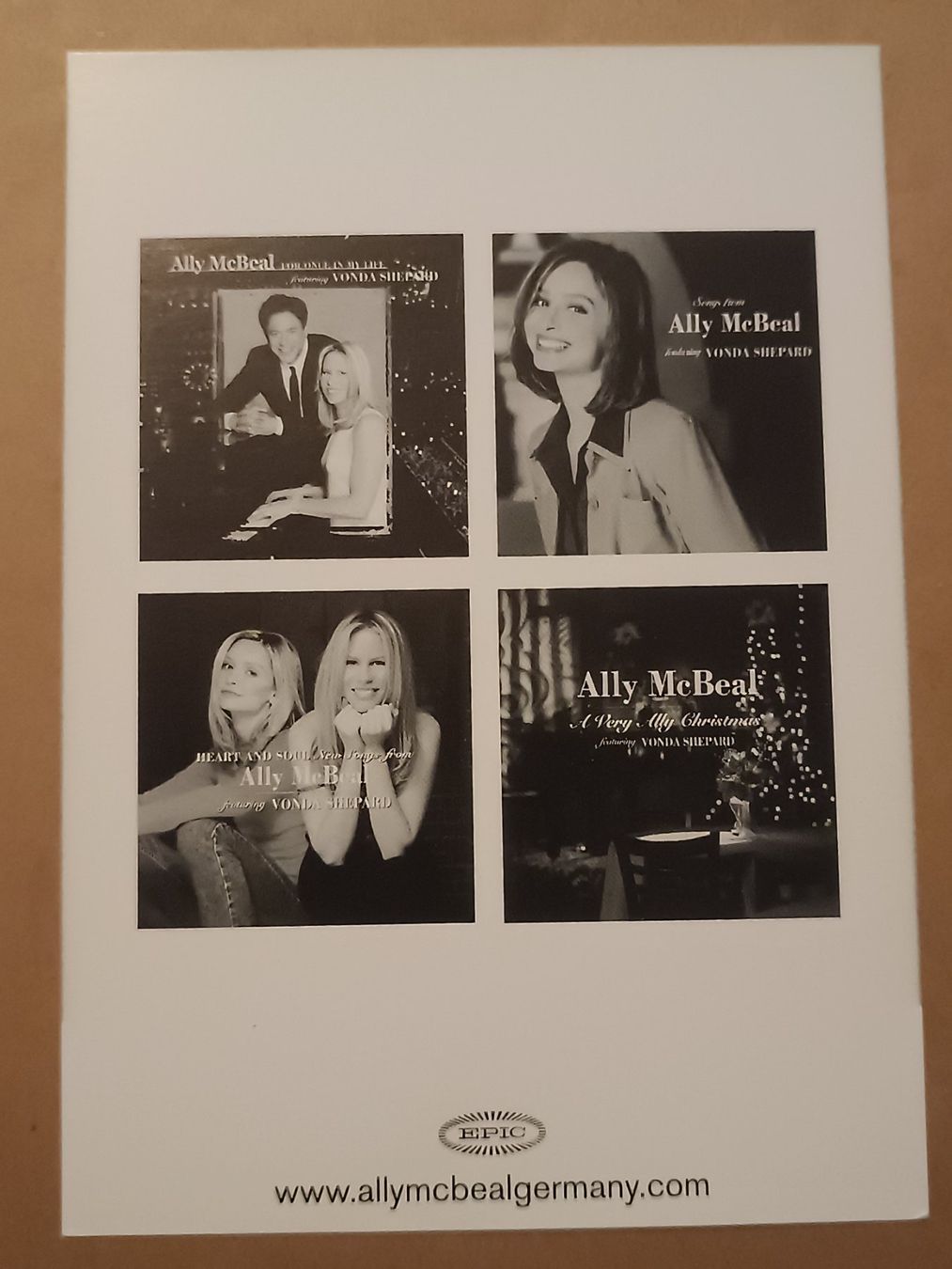 Autografi: Vonda Shepard -  original Autogramm – Usato da Menziken venduto da Artographs 1