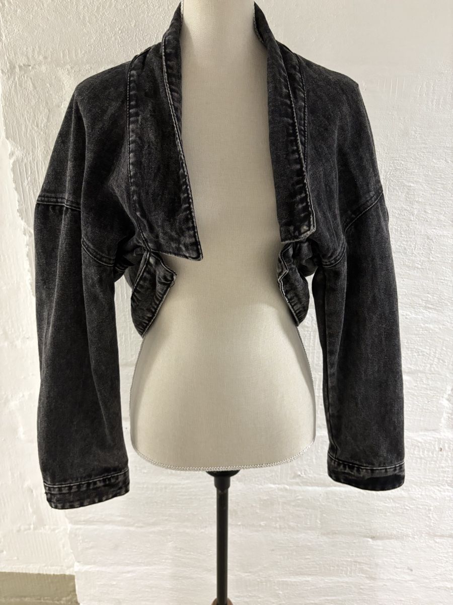 Shein Jacken: Damen Jeansjacke,Gr.M;Shein – Gebraucht aus Winterthur von Nena222