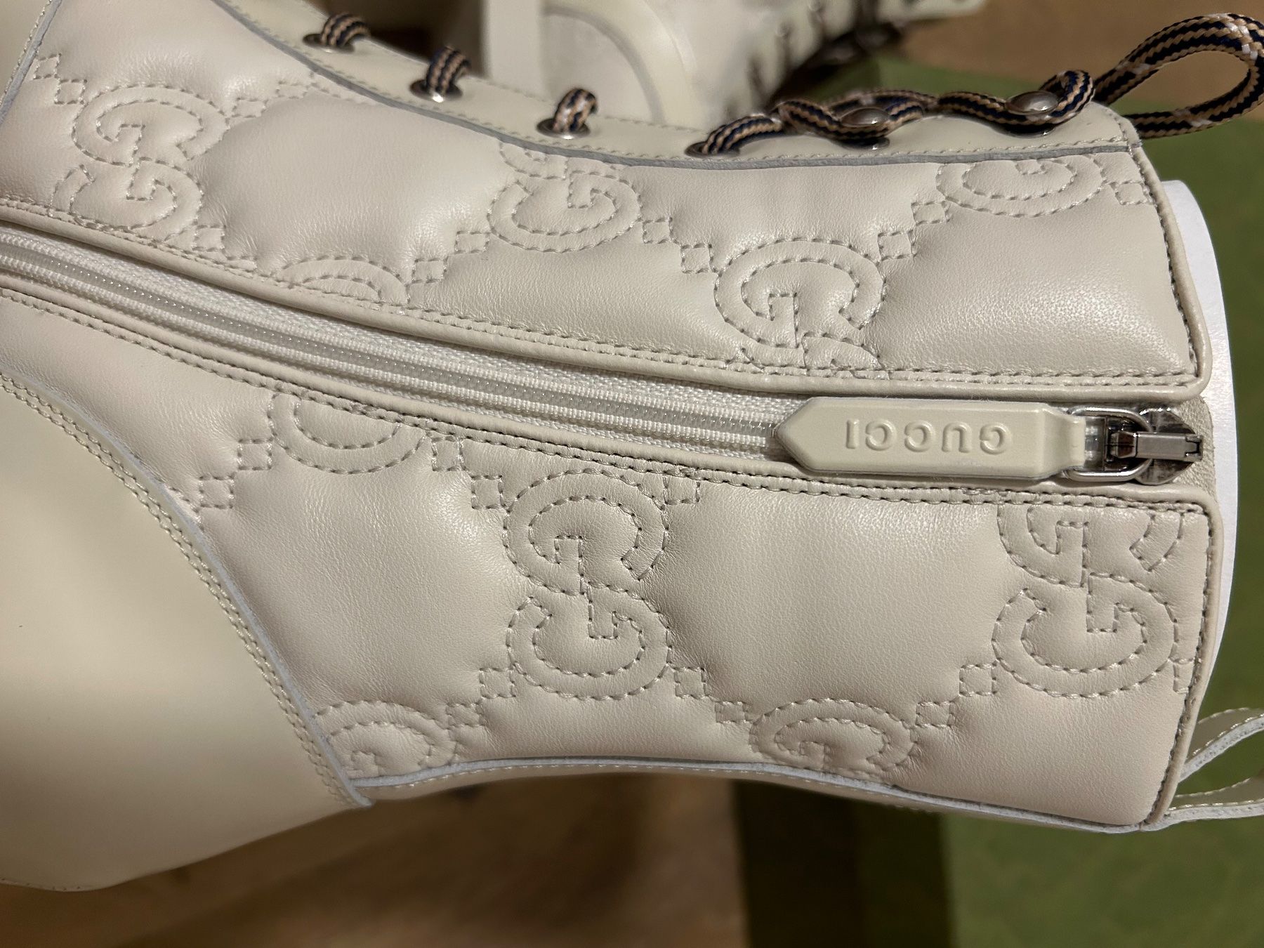 Gucci Scarpe da uomo: Gucci AUTHENTIC GG Boots, Leder Stiefel GG – Nuovo (secondo la descrizione) da Zürich venduto da sel_tvq7 4