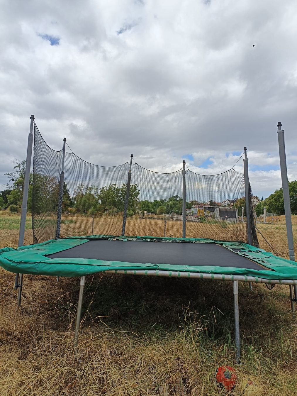 Trampoline: Trampoli Profi  – Gebraucht aus Riehen von rca_v7nq