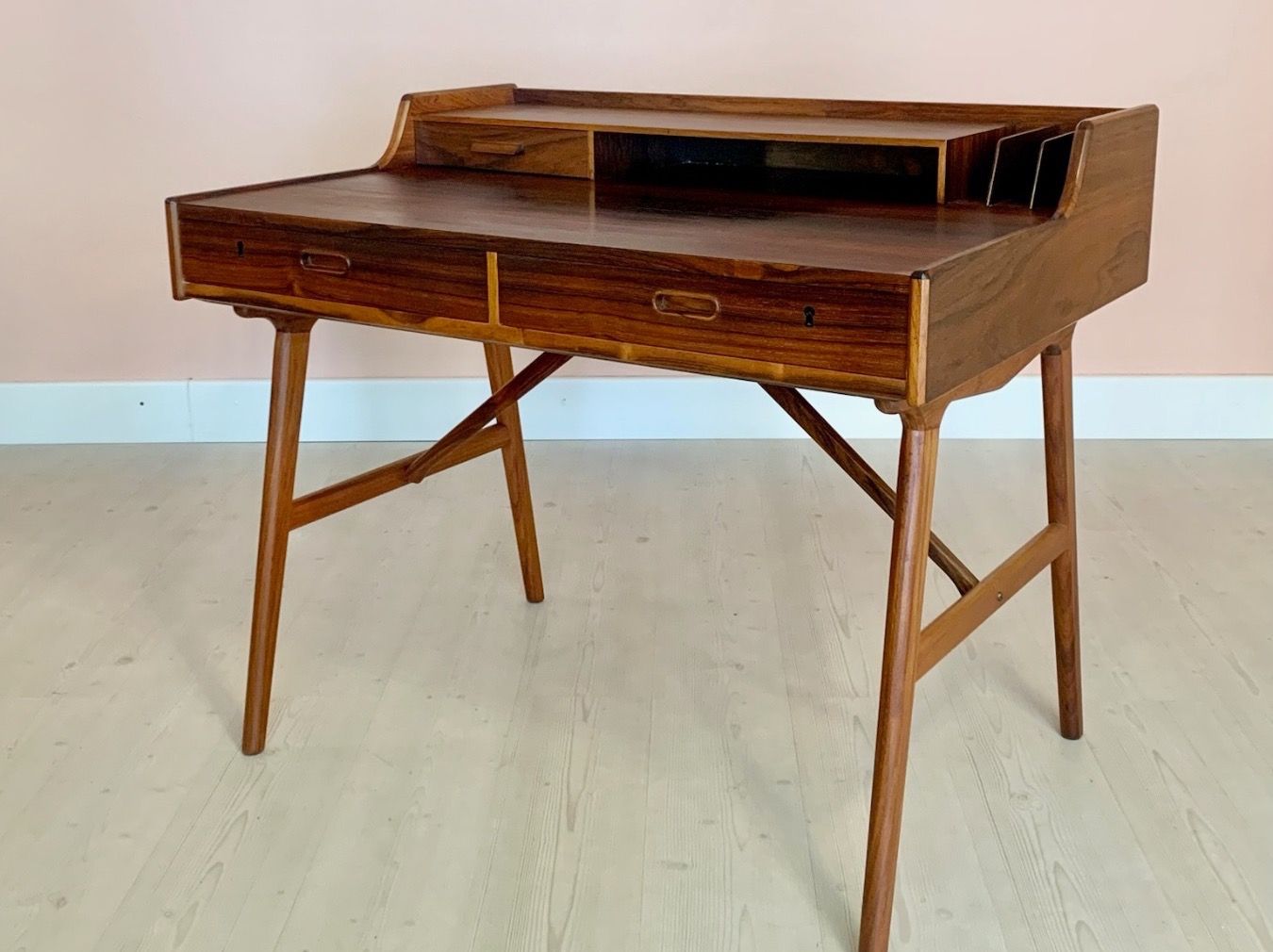 Schreibtische: Palisander SchreibtischTeak Pult  50er – Gebraucht aus Basel von MidMod20C 5