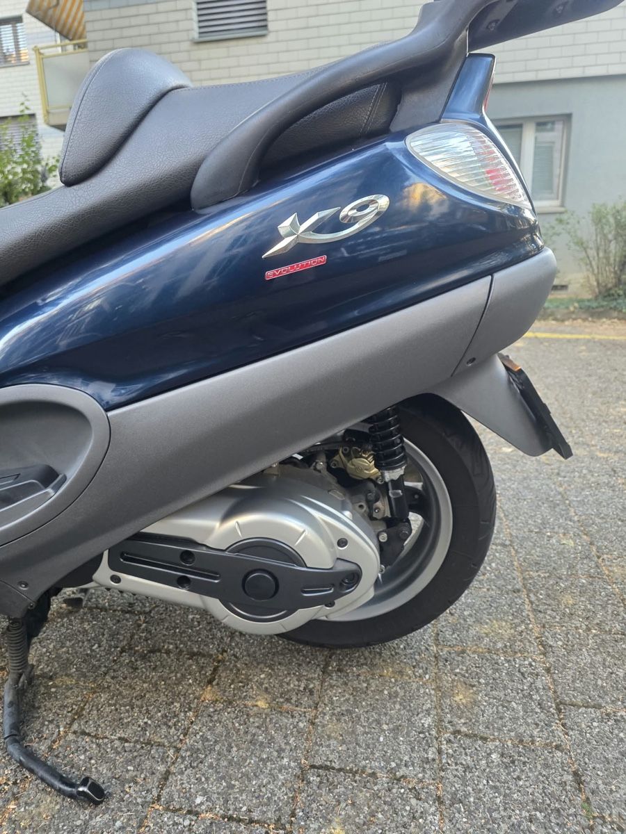 Piaggio Scooter: PIAGGIO X9 500 CC (ABS) – Usato da Winterthur venduto da Fabio_46 6