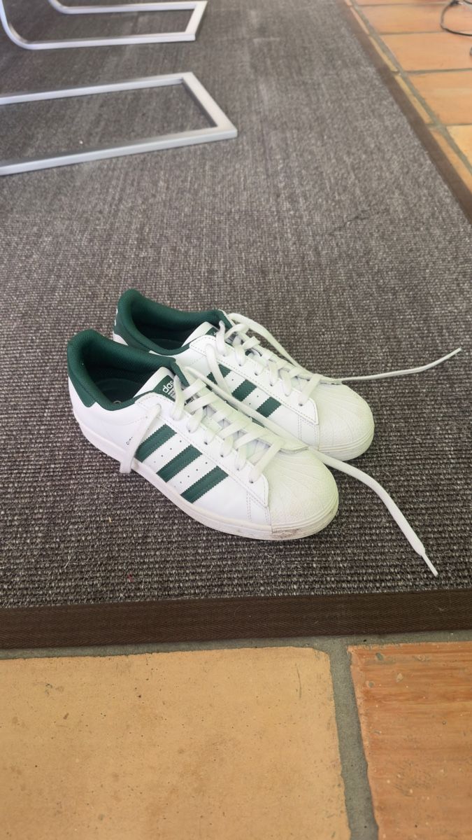 Scarpe da uomo: Adidas Superstar grün – Usato da Oberrohrdorf venduto da rsc_f9z7 1
