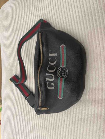 Gucci Gurteltasche schwarz Leder neuwertiger Zustand