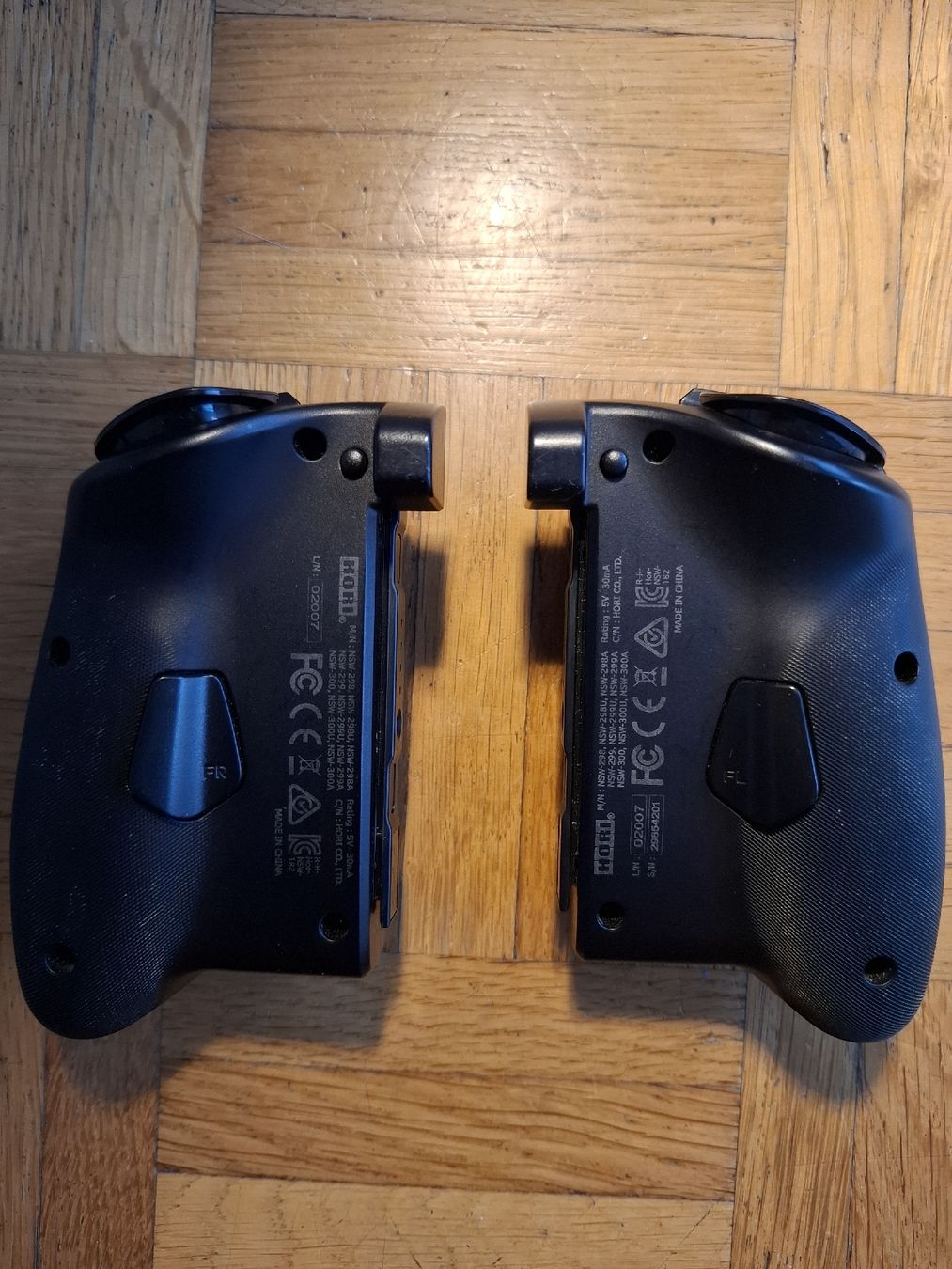 Controller: Hori Split Pad Pro Controller Nintendo Switch schwarz – Gebraucht aus Neuenhof von elr_nd2t 1