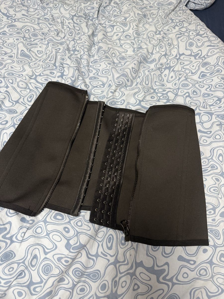 Top: Corset for Women- Size L – Usato da Ueberstorf venduto da man_p2fy