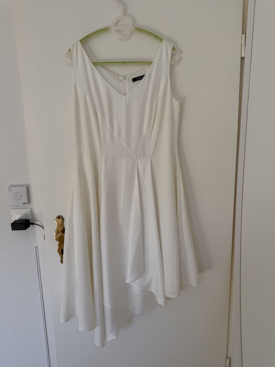 Vestiti: Kleid Grösse 42 NEU – Nuovo (secondo la descrizione) da Schübelbach venduto da Sambodscha