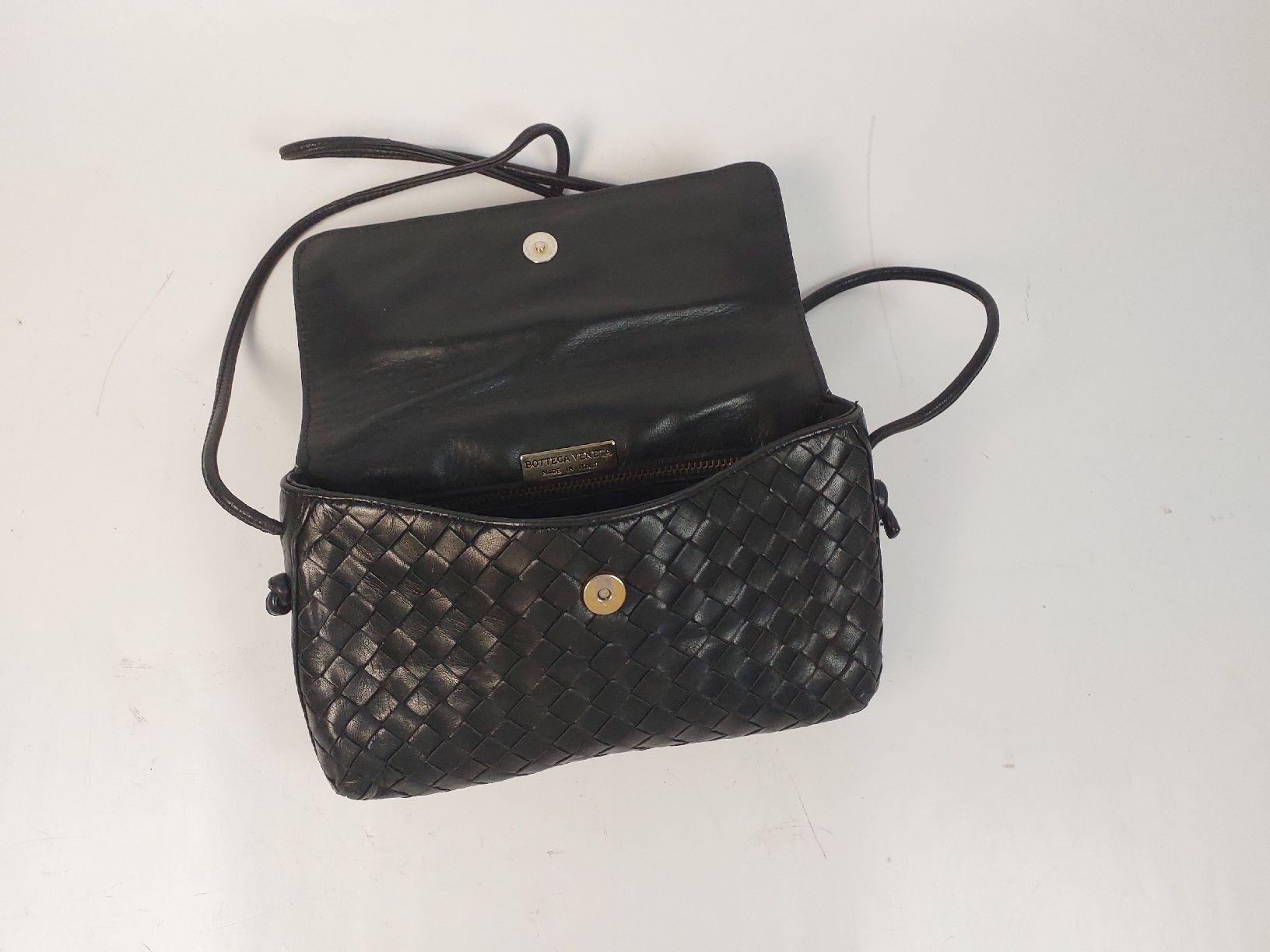Bottega Veneta Borse: Bottega Venate Crossbody-Tasche – Usato da Luzern venduto da CaritasZentral 2