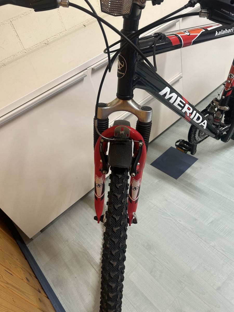 Merida Velos: Merida Velo (Junge - 12+) 3x7 Gänge – Gebraucht aus Gränichen von Bucees 1