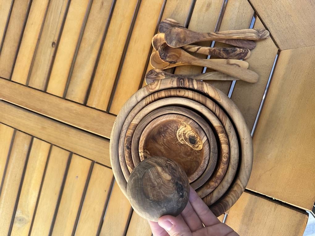 Articoli in legno: Olivenholz Schalen Set mit Löffel – Nuovo e nell'imballaggio originale da Bremgarten AG venduto da val_ch 2