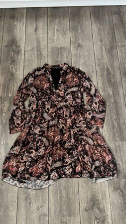 Hosen und Kleider Damen Mix | 7 Teile | Grösse S/M