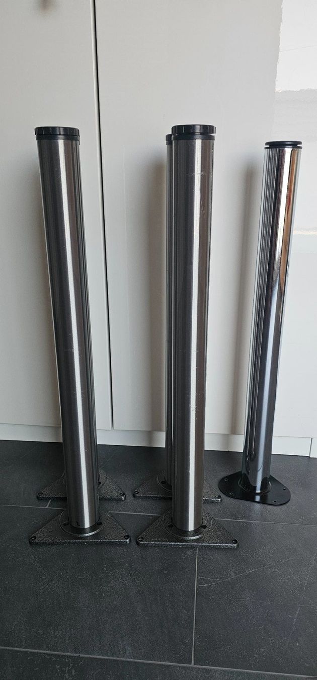 Autre mobilier: Tisch Beine 5 Stück – D'occasion à Rüti / ZH par Diver40
