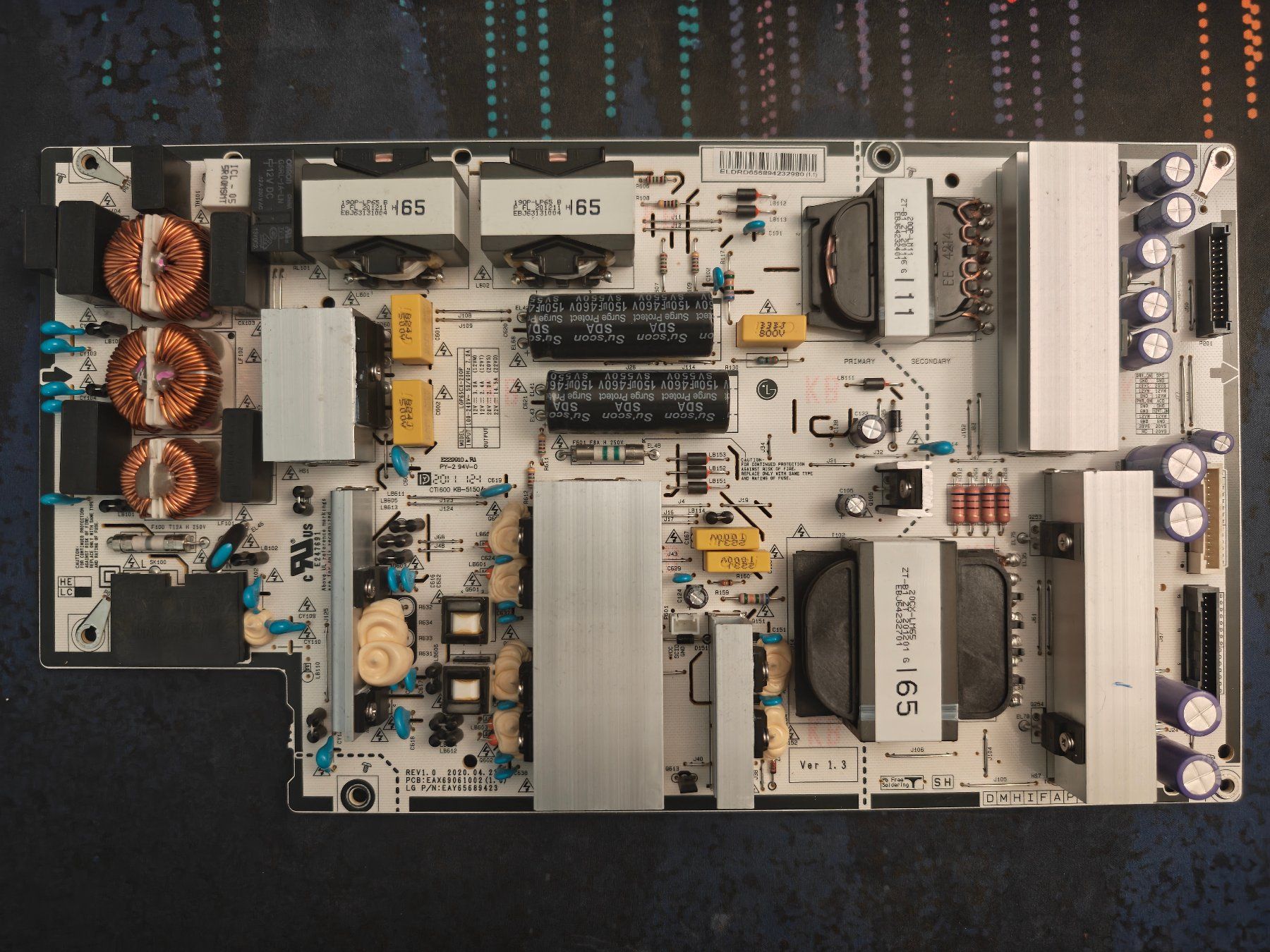Componenti elettronici: LG EAY65689423 Netzteilmodul Fernseher – Usato da Wilen b. Wollerau venduto da Hardii