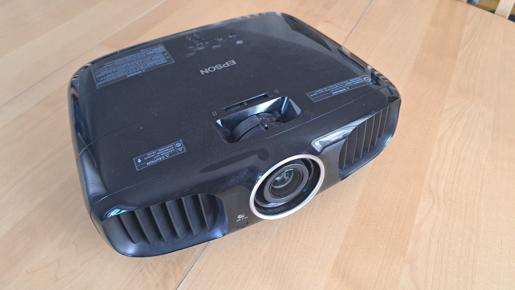 Epson Proiettori: EPSON-Beamer EH-TW6100 Topmodell – Usato da Elgg venduto da BernhardE