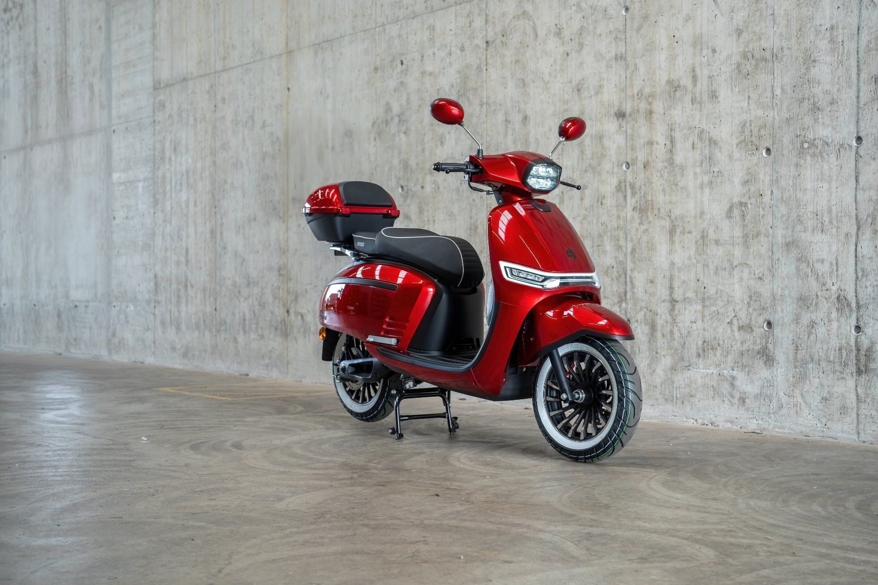Scooter: AVERSUS Luna E-Roller A1 80 km/h – Nuovo (secondo la descrizione) da Oftringen venduto da AversusBikestore 1