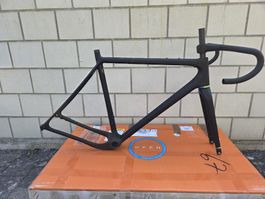 Open Up.per Rahmenset mit Specialized Roval Alpinist Lenker