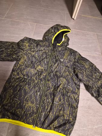 Neuwertige Skijacke 13/140 auf 2 Seiten tragbar 10 Jahre