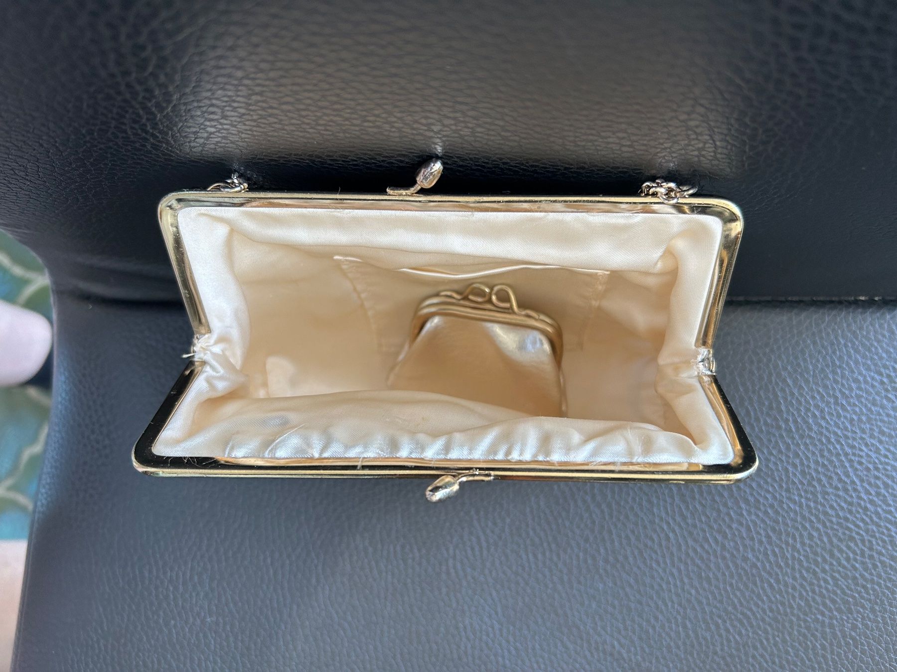 Borse da donna: Handtasche mit Portemonnaie – Nuovo e nell'imballaggio originale da Emmen venduto da Carbru 3