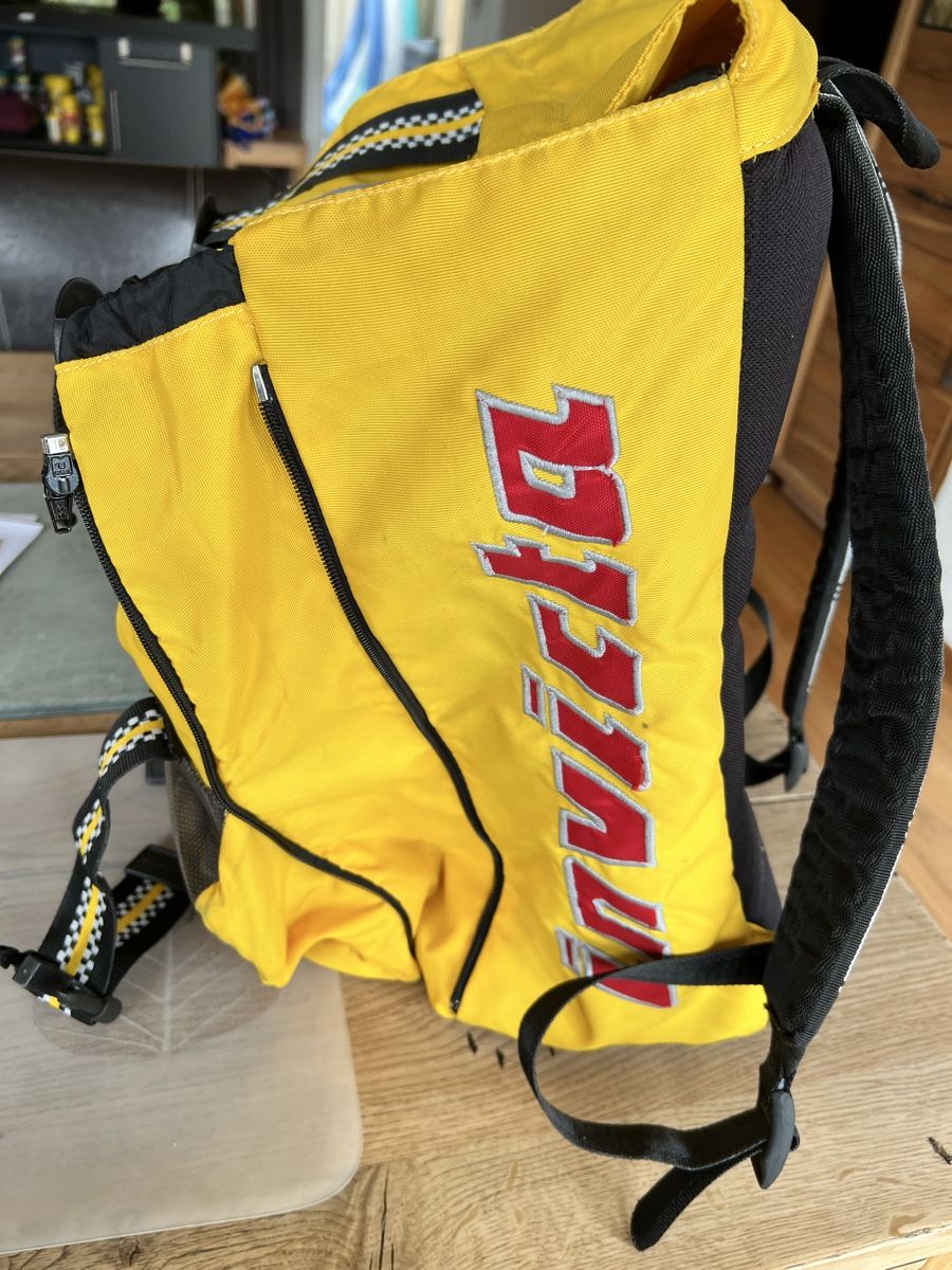 Invicta Zaini: Invicta Rucksack Vintage – Usato da Sevelen venduto da Ritiplampi 2