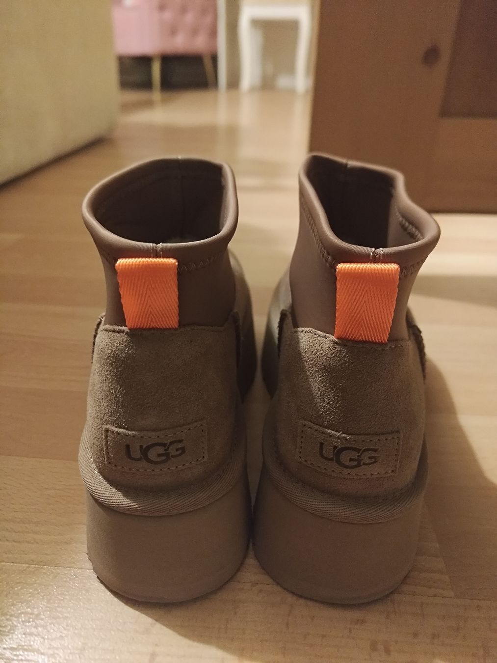 Ugg Scarpe da donna: Ugg classic mini dipper 37 – Nuovo (secondo la descrizione) da Thusis venduto da MV24 1